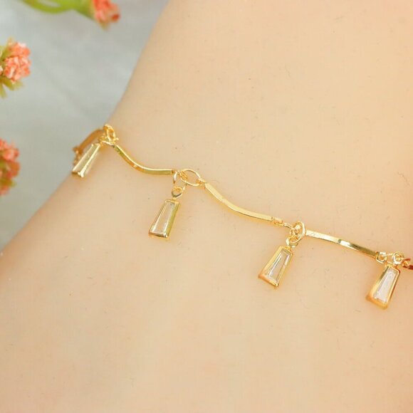 "New Beautiful Design Bracelet for Women/Girls, Gift, B810 - Picture 9 of 10